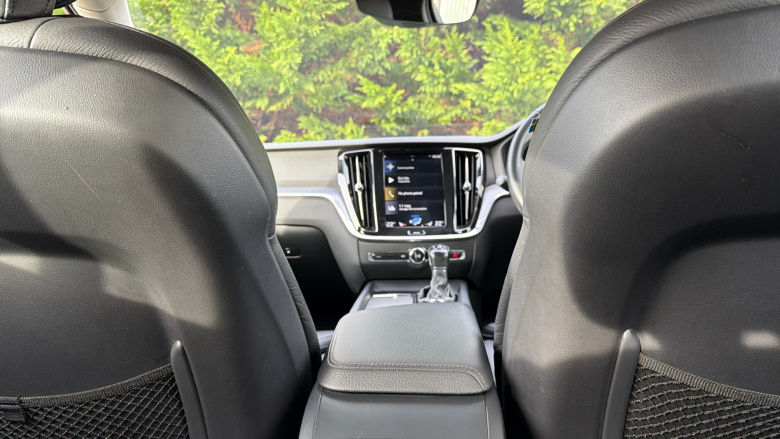 Volvo V60 2.0 D4 [190] Cross Country Plus 5dr AWD Auto Diesel Estate